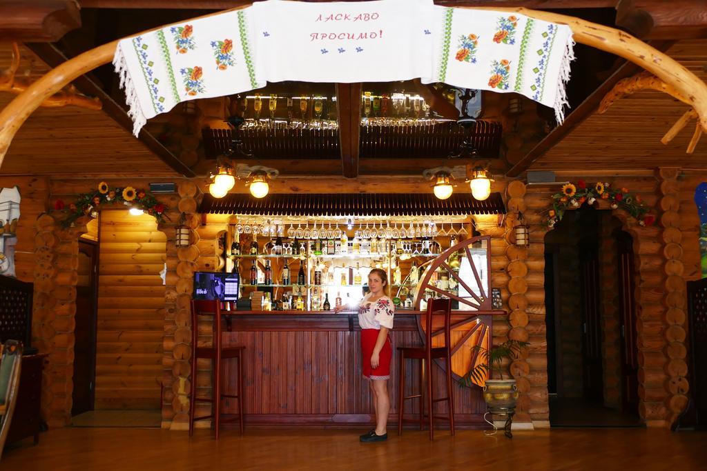 布拉查巴尔卡 Комплекс Відпочинку Пампушка & Подушка酒店 外观 照片